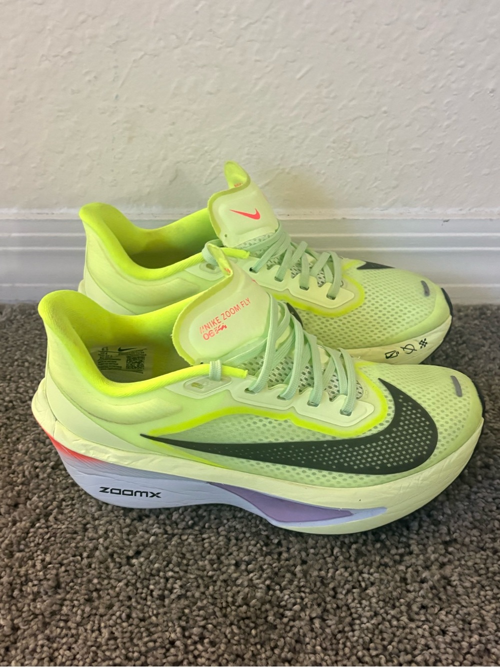 Nike Zoom Fly 6 women Size 6 1/2 - Picture 3 of 16